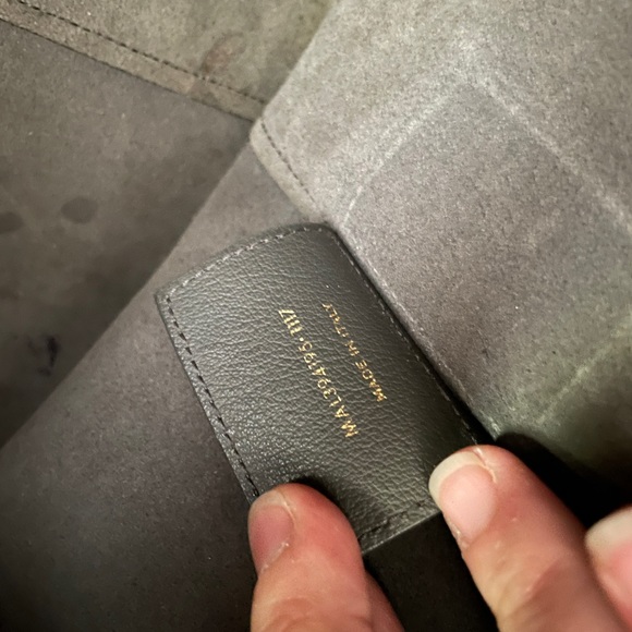 Saint Laurent Leather Shopping Tote - Picture 2 of 9